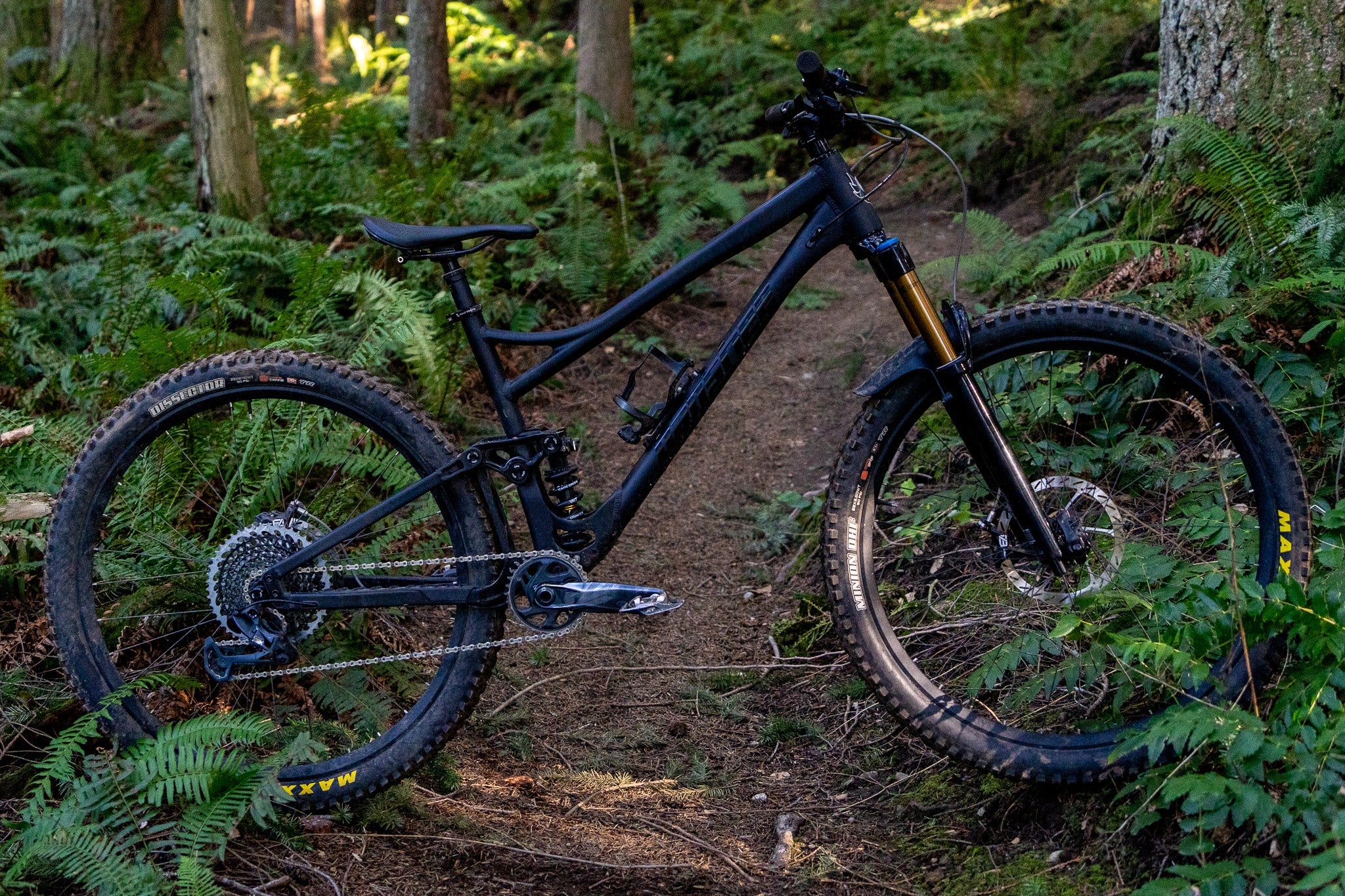 Demo a Banshee Titan, Rune, Phantom, Spitfire, or Paradox from Stash Cycles