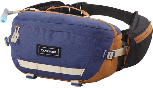Dakine Hot Laps Waist Pack - 5L/70oz Reservoir Naval Academy