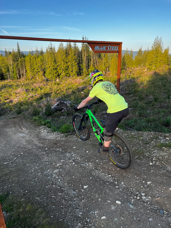 Stash Cycles Mid-Weight Hoodie